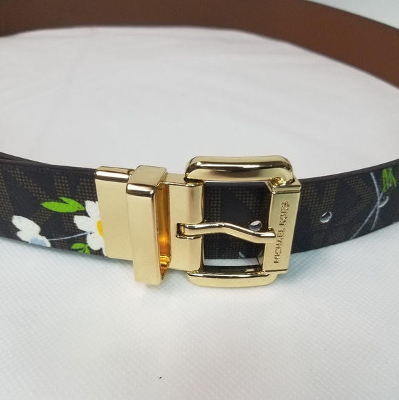 Michael Kors Women’s Twist Reversible Belt MK Logo Flower/Brown, Size Medium - Picture 2 of 10